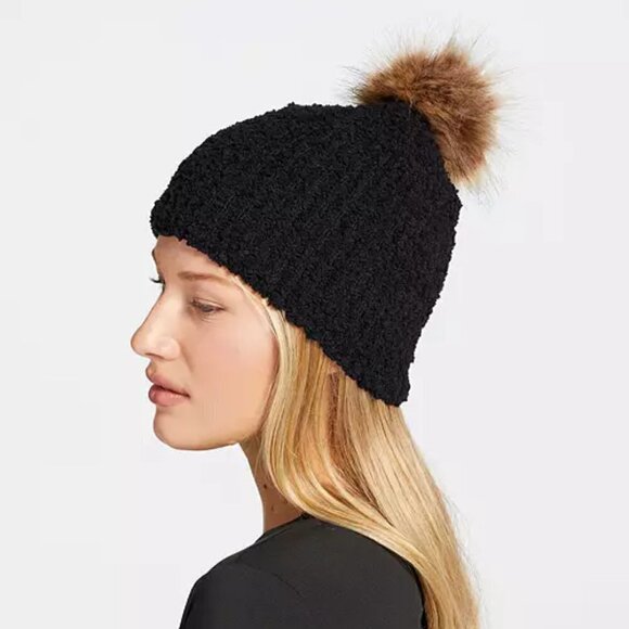 NWT Northeast Outfitters Cozy Cabin Popcorn Pom Black Winter Beanie - Picture 2 of 9